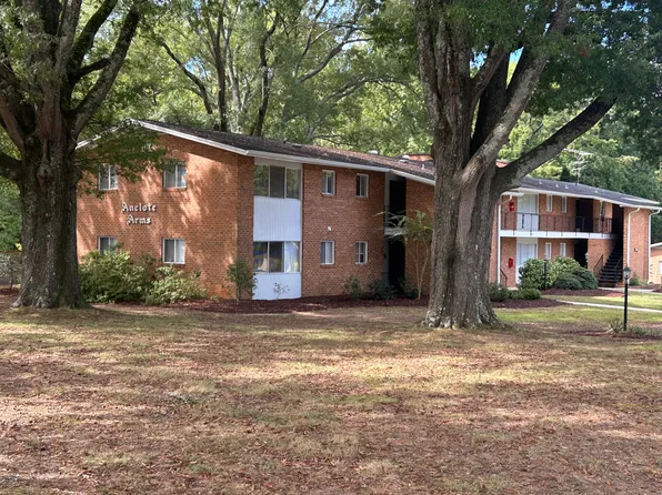 Anclote Arms Apartments