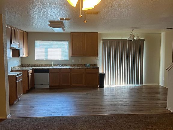 4th image of 239 Butternut Blvd