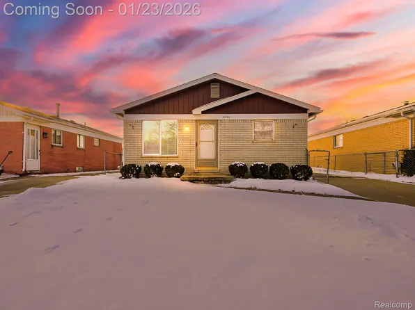 32105 Knapp Ave, Warren, MI 48093