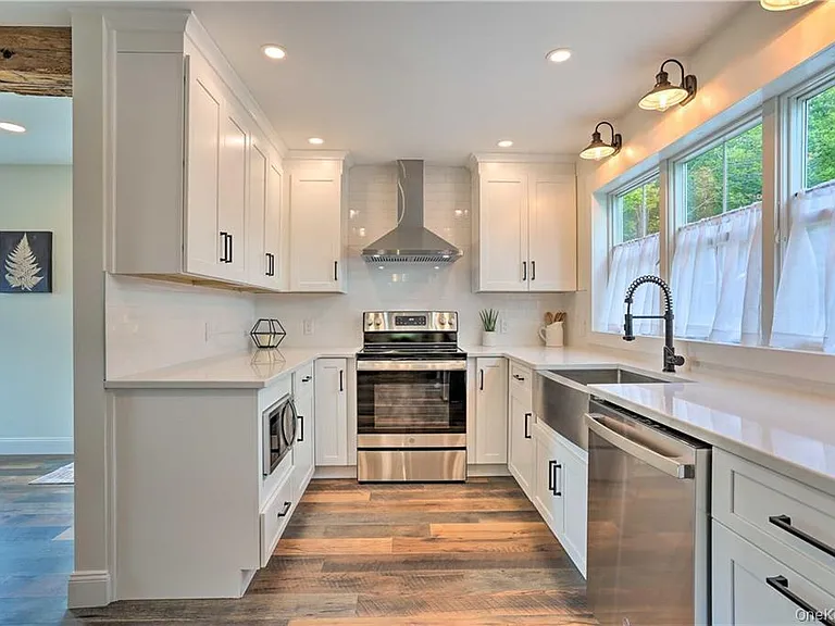 207 S Plank Rd — Photo 10