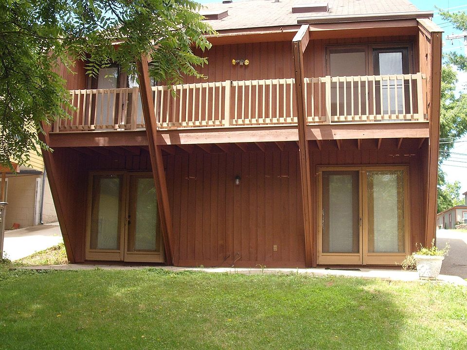 2nd image of 123 Fairbrook St #123