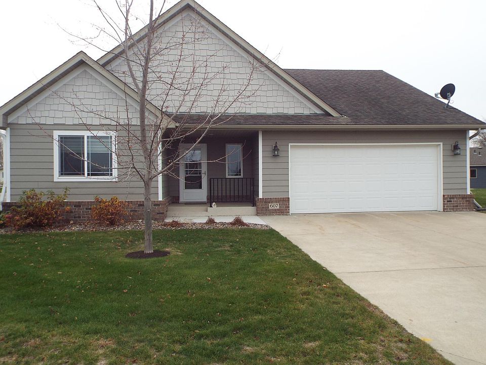 1st image of 607 Cottonwood Ave