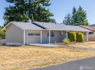 406 N Matriotti Ave, Sequim, WA 98382