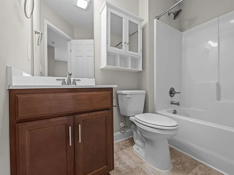 211 N Stingray Ln — Photo 18