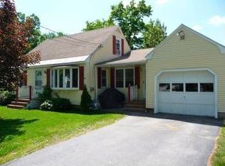 152 Elgin Ave, Manchester, NH 03104