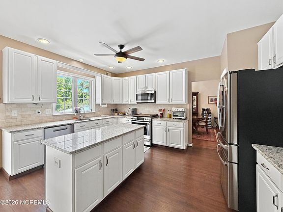 2nd image of 26 Gristmill Road