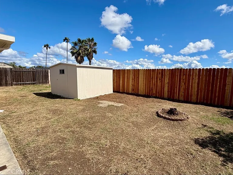 8113 Lakeport Rd — Photo 10