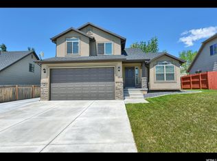 594 Ridge Place Dr, Ogden, UT 84404