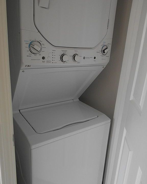 1st image of 20301 19th Ave NE APT 302