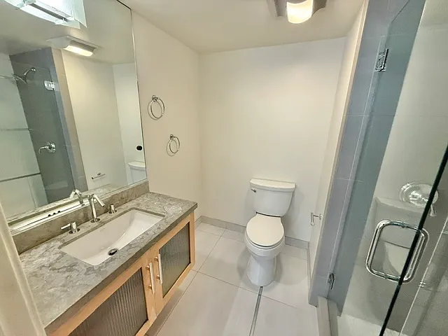 188 King St #401 — Photo 7