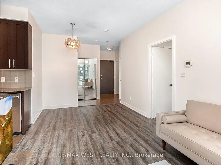 4070 Confederation Pkwy #1504 — Photo 14