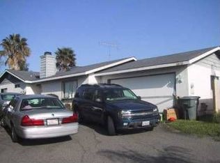 1575 Grapevine Ln, Vista, CA 92083