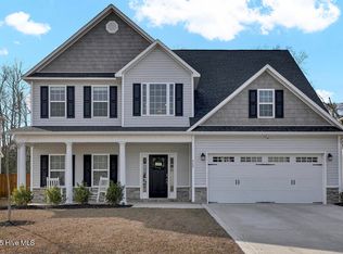 440 Nantucket Trl, Sneads Ferry, NC 28460