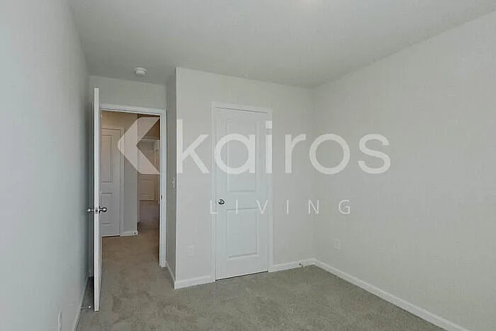 2407 Banyan Cir — Photo 21
