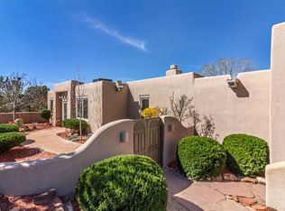5 Blanket Flower Cir, Santa Fe, NM 87506