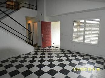 4th image of 670 Sandpiper Cir