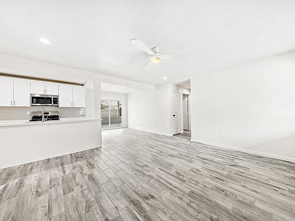 5th image of 51630 Avenida Carranza