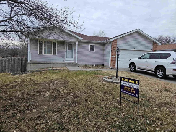 1561 SW 10th St, Lincoln, NE 68522