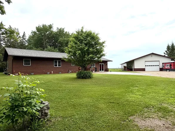 40439 230th St, Roseau, MN 56751