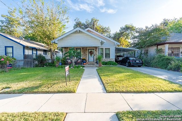 1st image of 422 Barrett Pl
