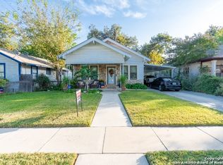 422 Barrett Pl, San Antonio, TX 78225