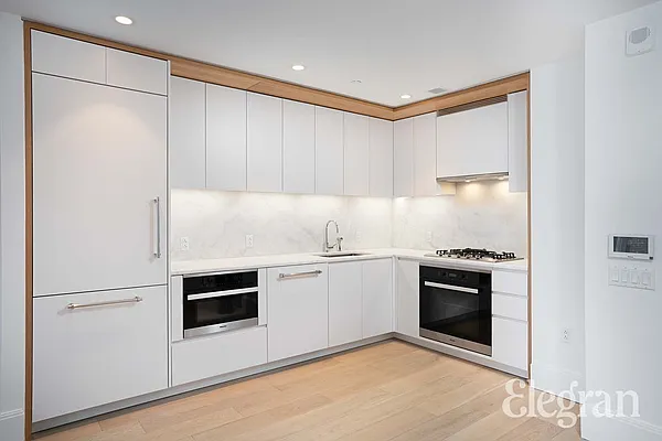 Rented by (Legacy) Elegran | media 26