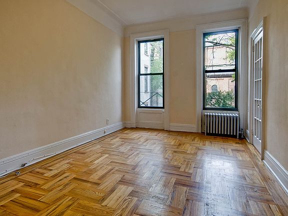 2nd image of 44 Henry St APT 1