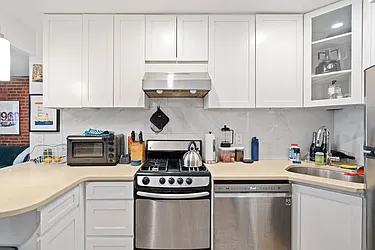 Rented by Dimitrios Kapelonis, LREB