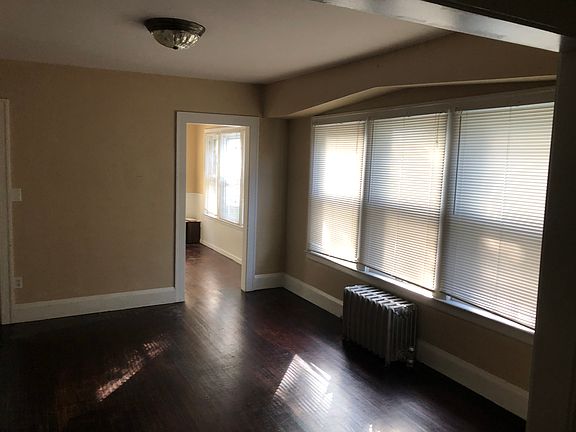 4th image of 1497 Maple Rd #1499MAPLE1499