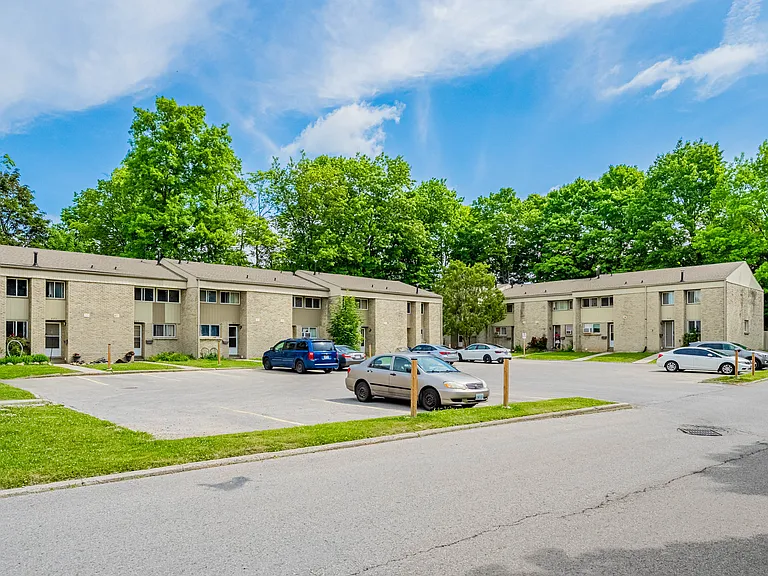 850 Wonderland Rd S #870 — Photo 10
