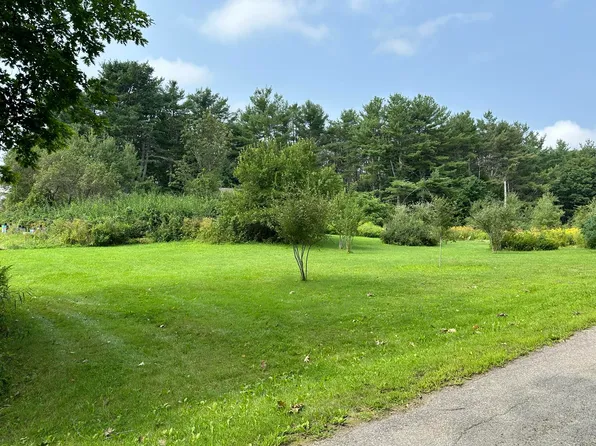 26 Benner Lane, Nobleboro, ME 04555