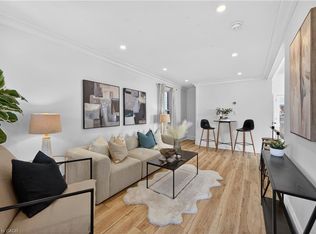 8 E 23rd St, Hamilton, ON