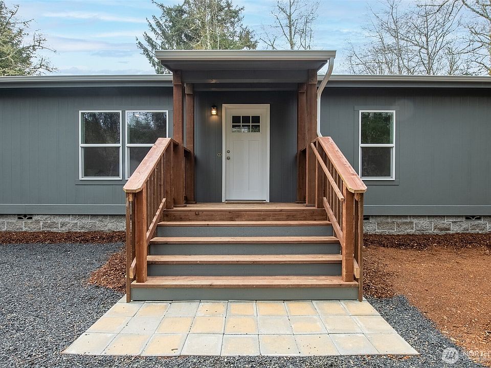 1st image of 799 Edgewood Avenue NE