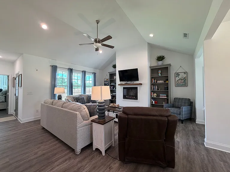 32 Dogwood St NE — Photo 14
