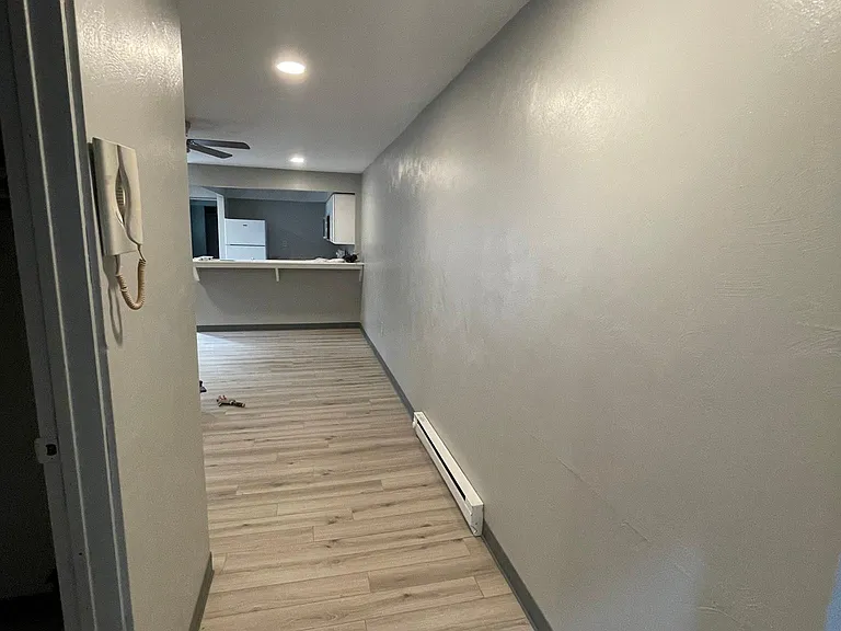 5302 Butler St #2 — Photo 4