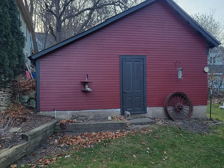 910 East Ave #B — Photo 6