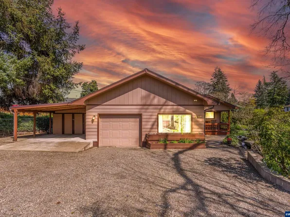 6110 Trail Ave NE, Keizer, OR 97303