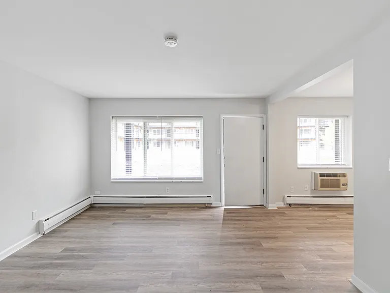 The Park on 13 Apartments - Royal Oak, MI — Photo 15
