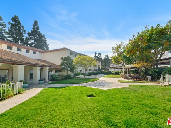 501 Palisades Dr APT 209, Pacific Palisades, CA 90272