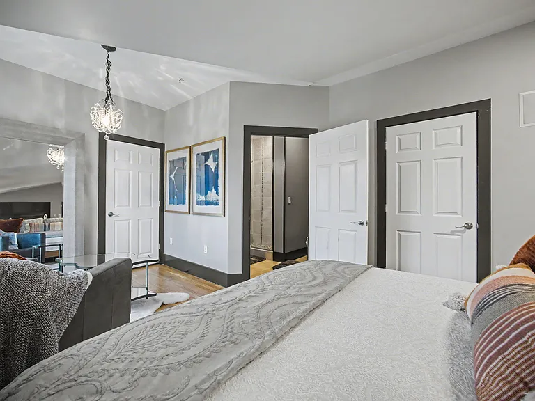 261 S Limestone St #304 — Photo 56