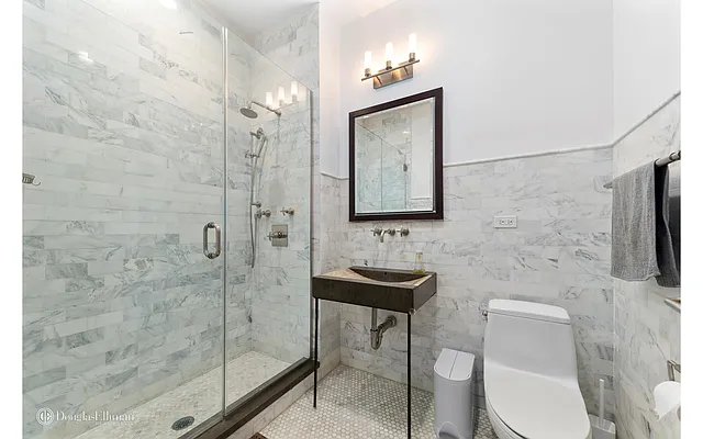 Rented by Douglas Elliman | media 20