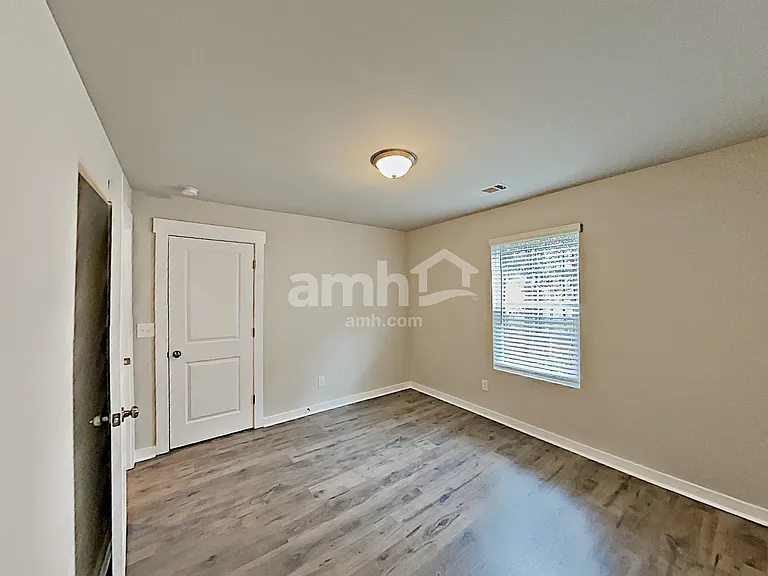 518 Camp Dr — Photo 10