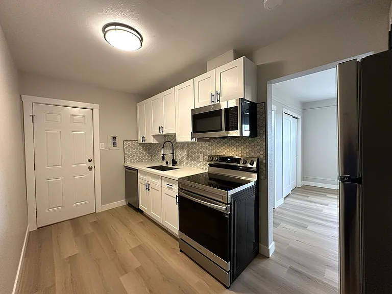 2317 Grand- 5 Unit — Photo 48