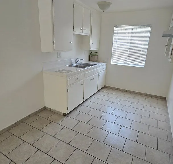 Baldwin Apartments — Photo 15