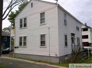 15 Woodbine St #1, Naugatuck, CT 06770