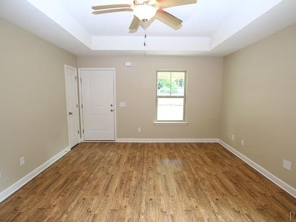3rd image of 6004 Damara Ln