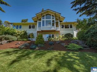 993 Fox Hollow Rd, Sequim, WA 98382