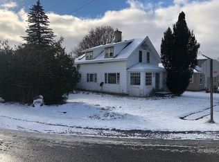 6321 Maple St, Levering, MI 49755