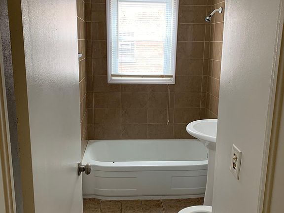 4th image of 9009 Lavergne Ave APT 2B