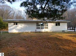 1801 Nichols Rd, Beulah, MI 49617